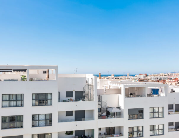 Uitzicht op centrum Estepona en zeezicht